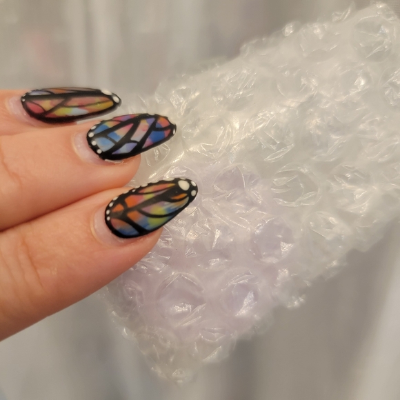 Young Living 2019 Christmas Essential Oil Diffusing Ornament NWT - Picture 6 of 10